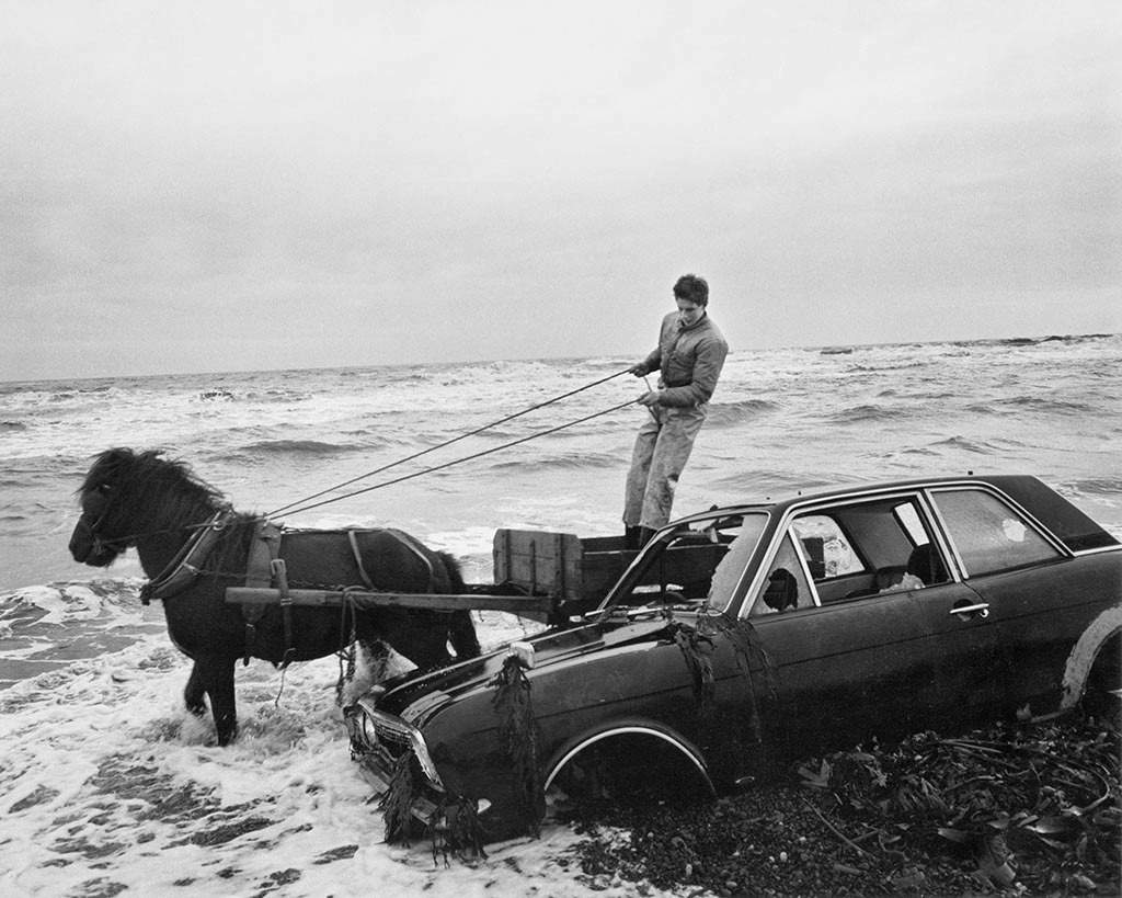 joeinct:  A Car Dumped on the Beach, Lynemouth, Northumberland, Photo by Chris Killip,