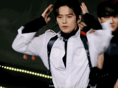 [Gifs] Lee Know “All In” Facecam 2020.11.29