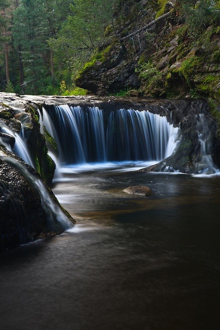 mapleshield:  The Jemez River Narrows in New Mexico. Great natural hot springs in this area… | Adam Schallau Photography 
