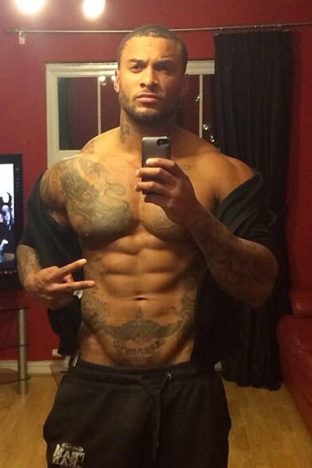 seeker310:  dominicanblackboy:  David McIntosh oh my!😍     Hot!!  