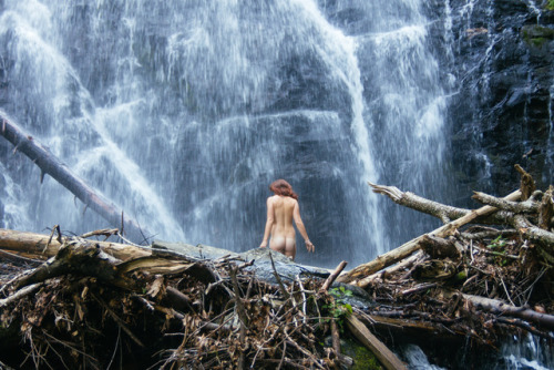 mikaelphoto:@mikaelphoto and Katja at Crabtree Falls, 2011. https://mikaelphoto.tumblr.com Trees