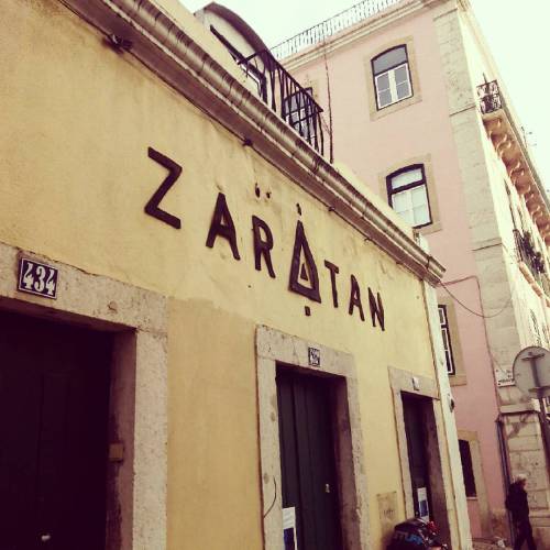 em Zaratan - Arte Contemporânea