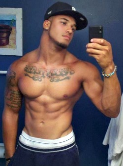 txdominican:  Sexy mofo!