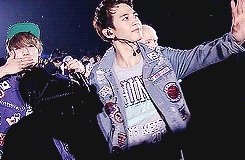  TAEMIN : A is for Adorkable → simply adorable but in the utmost dorky way~  #Happy Taemin Day  