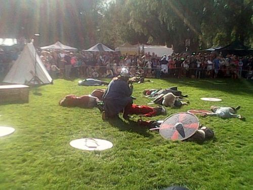 A few photos I took yesterday at Hämeenlinna Medieval Fair. Pic quality is mediocre at best since my