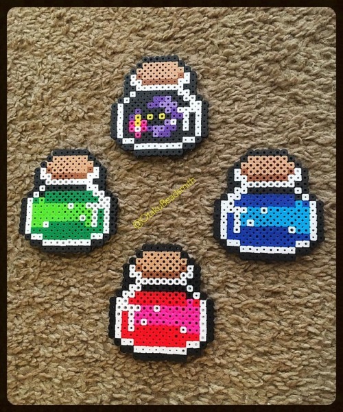 Otaku Beads  perler bead art;;