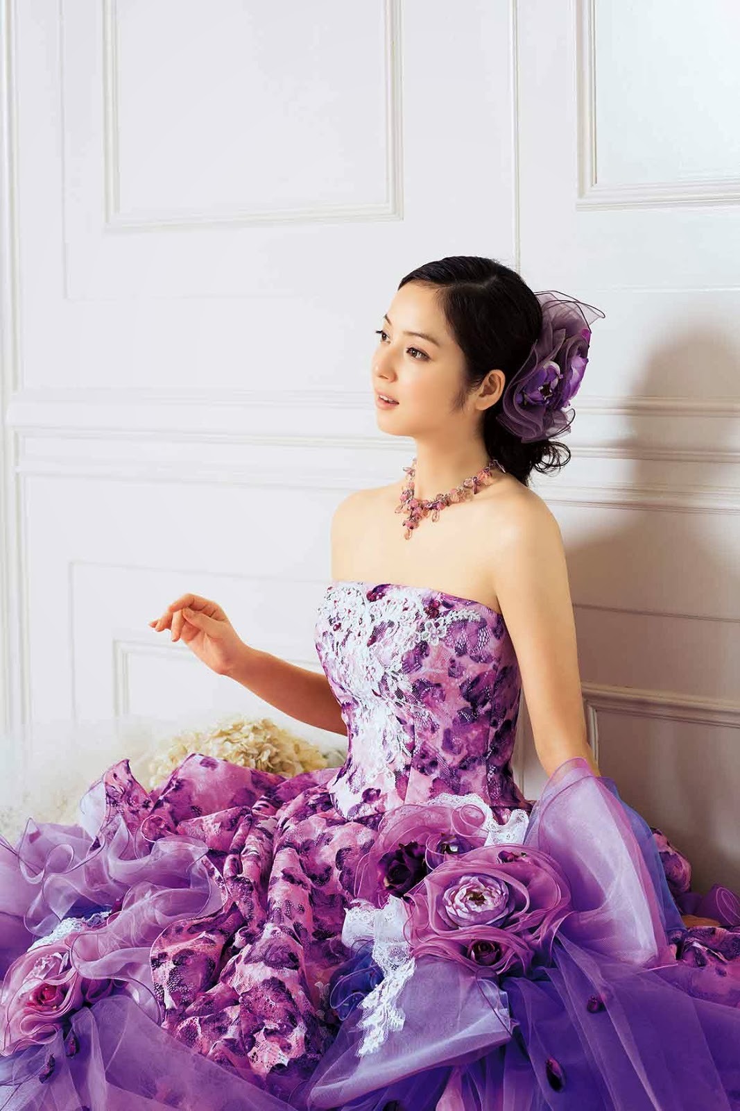 amarriedsissy:  Beautiful gowns. Perfect for sissies.  http://amarriedsissy.blogspot.com