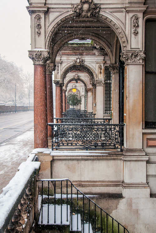 cornersoftheworld:  London - Victorian Homes porn pictures