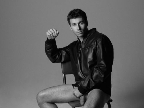 expmceleb:  ‘James Deen’  Q