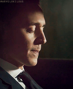 marvelokilous:*licks lips* *stares imploringly into your soul* 