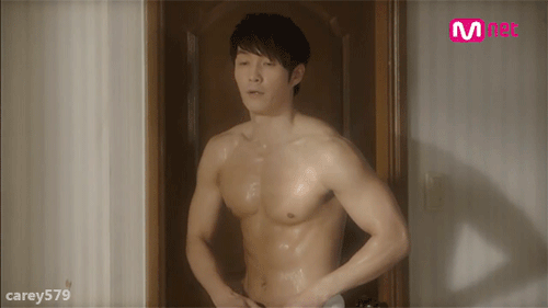 danana389:  korean-15gayjaji:  juyumyn:  mantop10691:  肌肉韓星…沈亨倬 (심형탁)  성공한 오타쿠  하아.. 좋아 진짜 가슴근육 복근 팔근육 존나섹시 젖꼭지도 빨고싶게 생겼다..♡ 자지 맛보고싶어  성공한오타쿸ㅋㅋㅋㅋㅋ