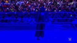 lasskickingwithstyle:These are the saddest series of pictures I have ever seen. #ThankYouTaker