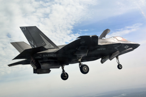 rocketumbl:  F-35B