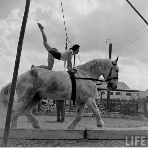 Hugo, Oklahoma(Cornell Capa. 1947)