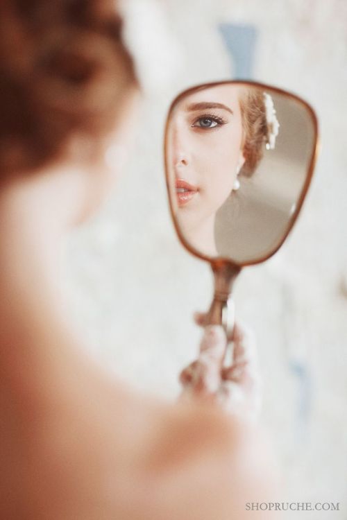 https://amazinggirlsphotos.tumblr.com/post/156772210623