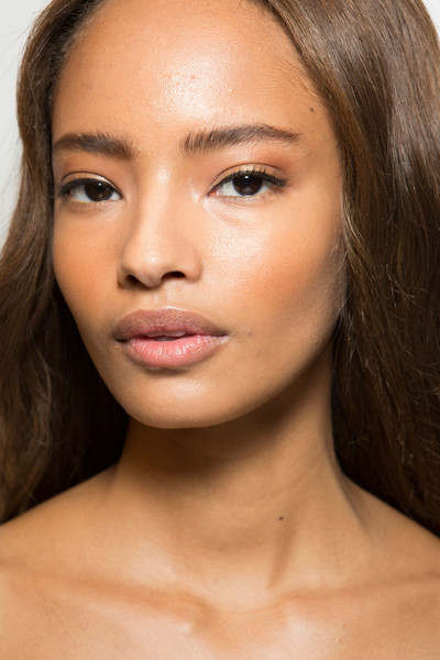 mermaidnaps:lovereply:malaika firth backstage @ ferretti ss15+