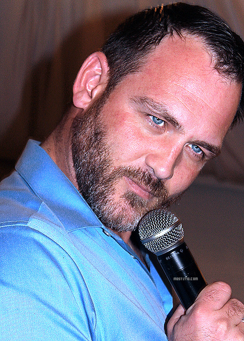 girly-fanatic: Ty Olsson Appreciation Month - Day 4: Ty Olsson’s EyesI don’t want to ang