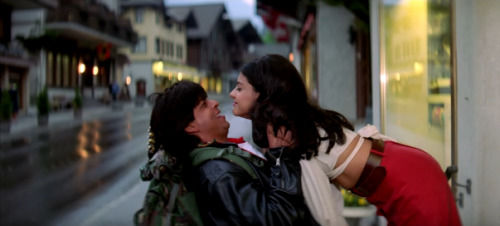 whatshadeisthat:kajra-re:Dilwale Dulhania Le Jayenge, 1995.mooooooood.
