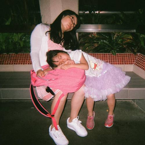 lohanthony:an incredibly candid and exhausted mother and daughter sleeping in front of the Hyperspac