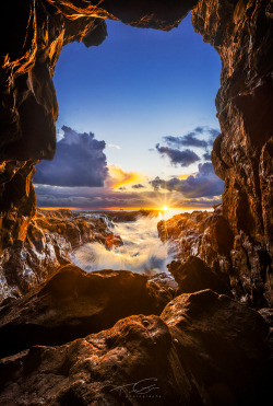 bluepueblo:  Sea Cave Sunset, Palos Verdes