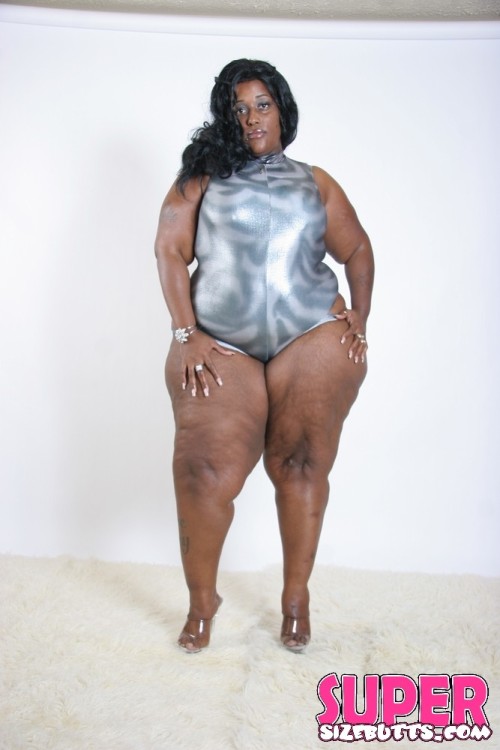ILUVTHIKWOMEN! Straight Male