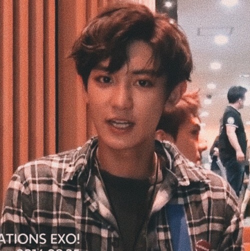… chanyeol layouts like/reblog if you use or save them