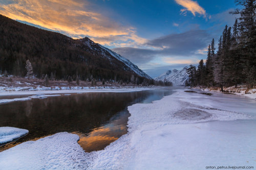 Frozen Siberian landscapes by Anton Petrus.