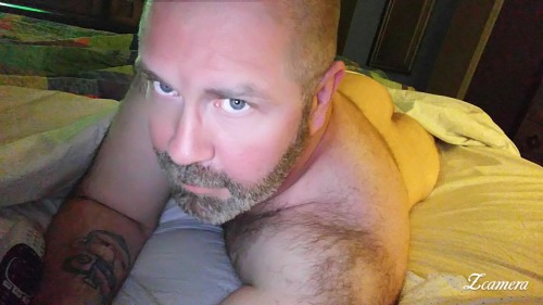 ruffhauzer:  I married that hooker💗💗💗💗