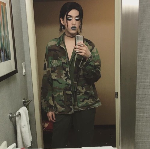 clowntrixie:adore has been looking so good recently………i’m blessed