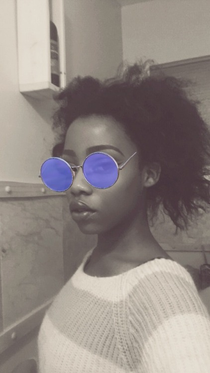 lovelygirlrocky:Lol Happy blackout