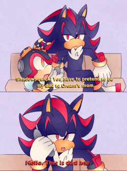 squid-graffiti:  DUMB COMIC BASED OFF THIS.. Shadow is no longer allowed to babysit for the Chaotix lmao  rofl XD