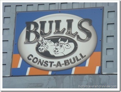 time-travelingbananas:  cunicular:  New Zealand is the worst with ridiculous puns seriously we can’t help ourselves we have a town called Bulls and everytime we drive through there I just  Oh god, we’re in Bulls…WHYBULLS JESUS CHRIST ARE YOU FUCKING