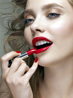 RED LIPS ORALS