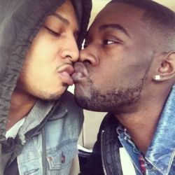 fckyeahblackgaycouples:  Kahary I. (Left)