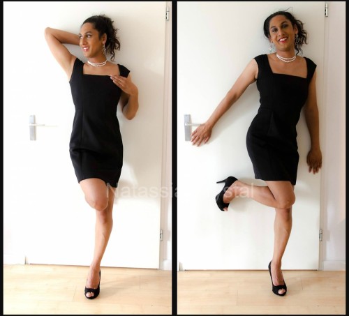 Black is the old, curent and new black! (by Natassia)There are few things of which a girl can’