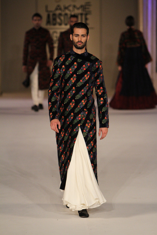 menandfashion: ROHIT BAL Summer/Resort 2016 collection LAKMÉ FASHION WEEK