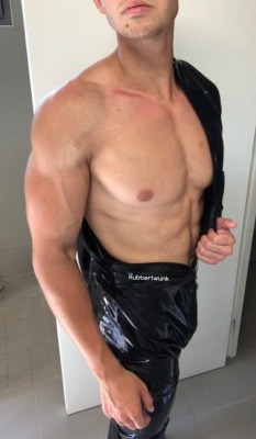 rubbertwunk:  Half Skin Half Rubber https://onlyfans.com/rubbertwinks