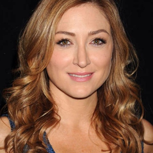 #pretty #wcw #sashaalexander #rizzoliandisles #actress #loveherhair #curls