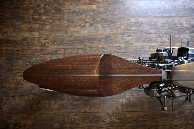 racecafe:  zhigelev:  Royal Enfield Bullet 500  WOW 