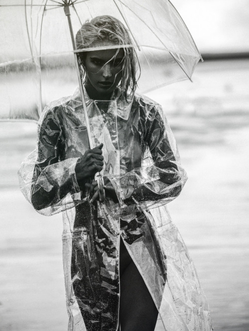 Transparent raincoat.Instagram