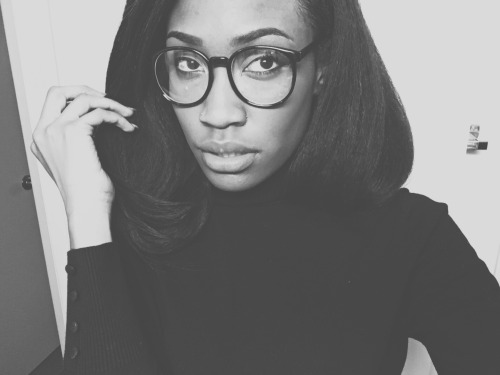earthtoreyna:  Happy Blackout my beautiful and radiant brothas and sistas. 