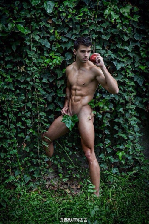 gam1069:  Naked Adam 