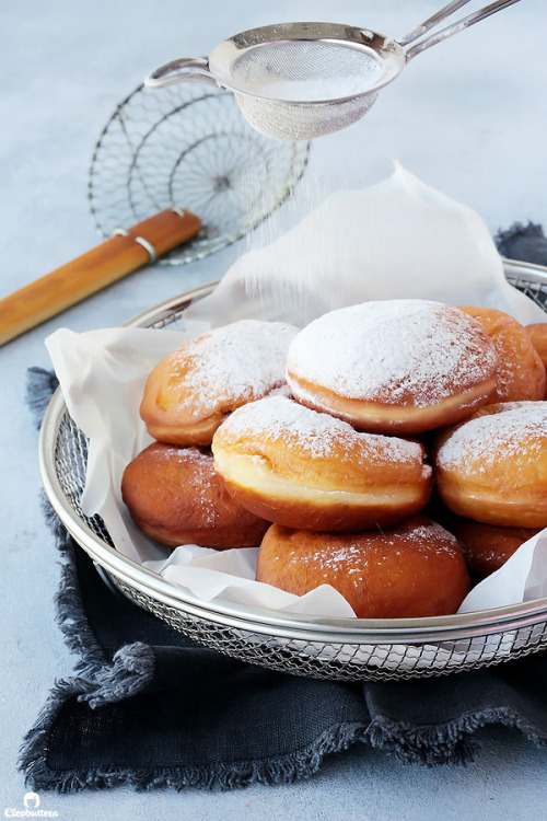 sweetoothgirl:
“ Nutella Donuts (Ponchiks)
”