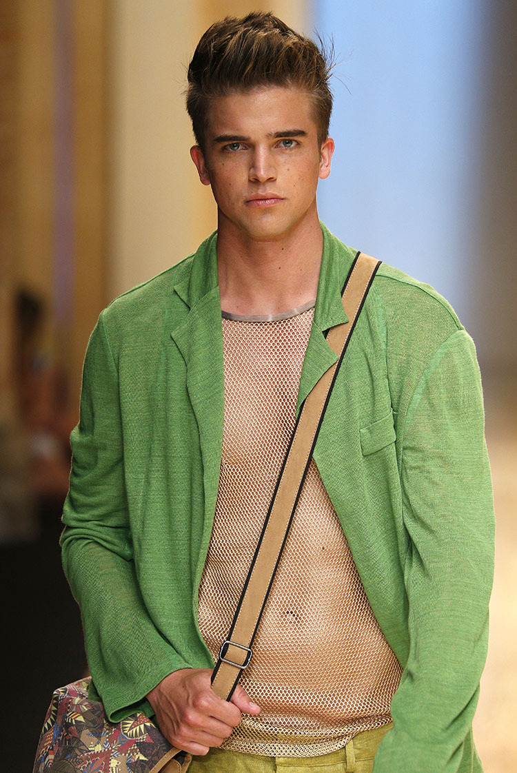 model-hommes:  River Viiperi for Custo Barcelona S/S 2015 Barcelona. 