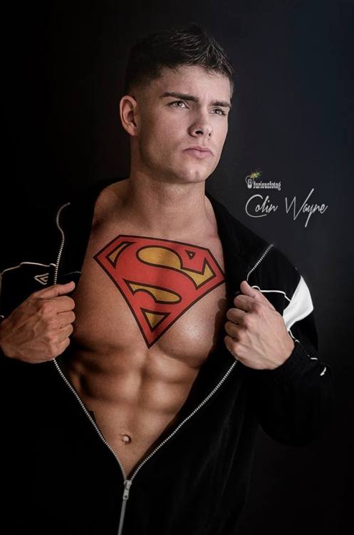 whitepapermuscle:  Colin Wayne