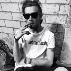 healyaesthetics:  lol ur not matt healy