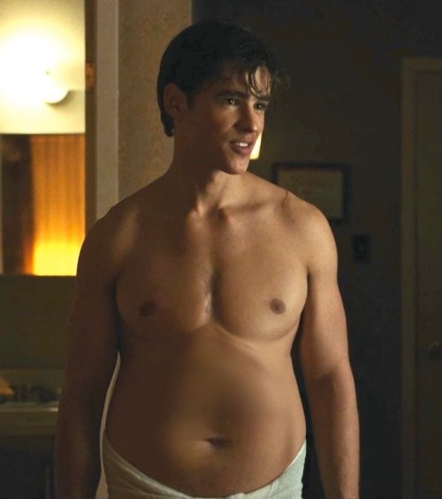 Brenton Thwaites