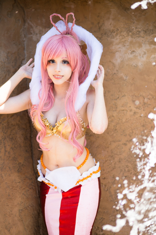 thegirlwiththelittledog: someone got photos back from ColossalCon photographer // cosplayer .OH MYGO