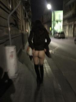 Public-Flash3:  Ass Flash In The Streets***********************************Wanna