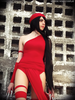 Cosplayblog:  Submission Weekend!  Elektra   From Marvel Universe  Cosplayer/Photographer/Submitter: Maneki